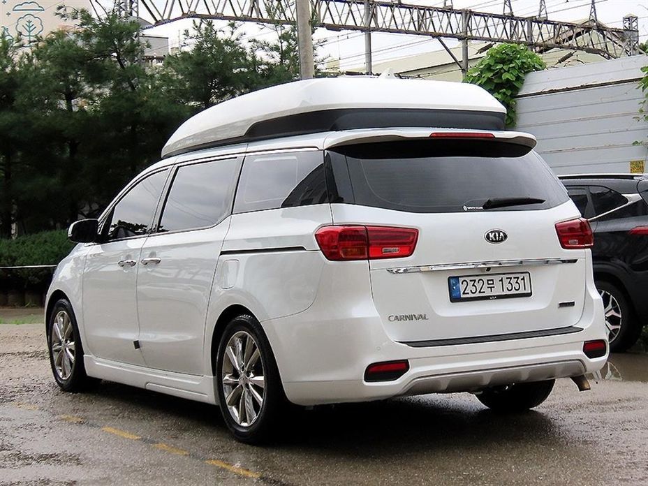 Kia Canival