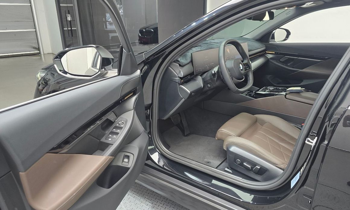 BMW 5-Series