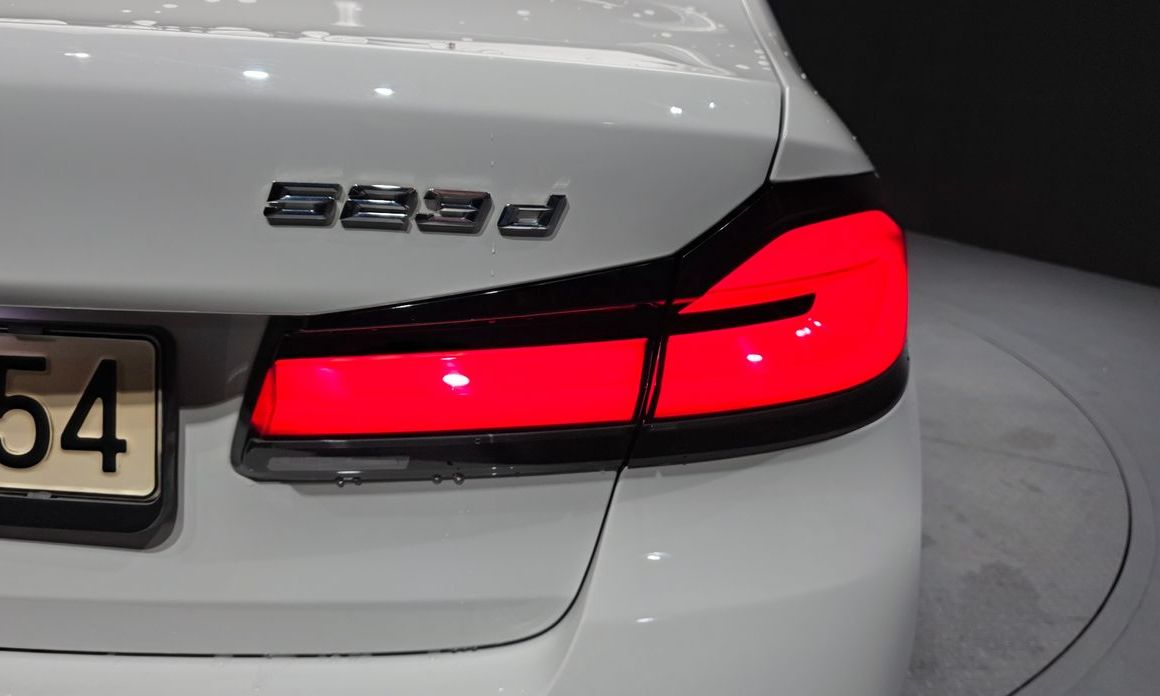 BMW 5-Series