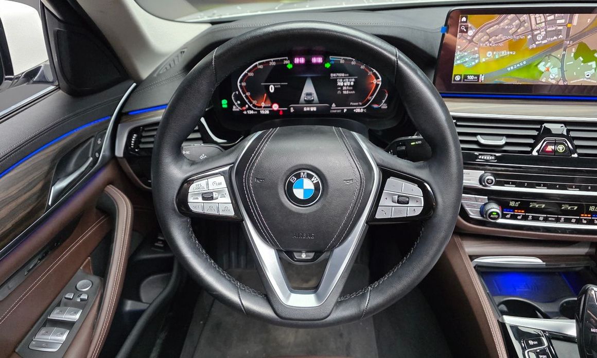 BMW 5-Series