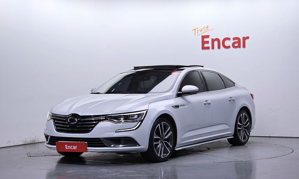 Renault SM6