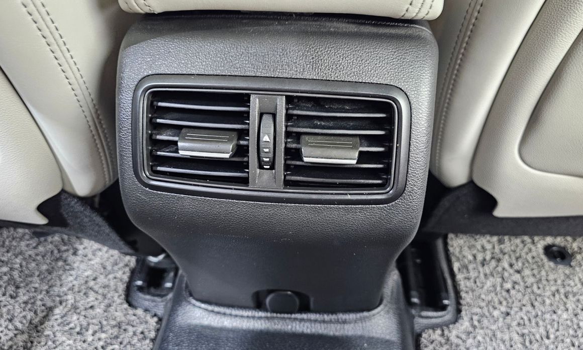 Renault SM6