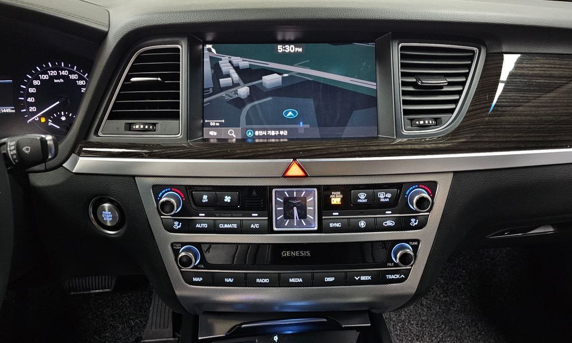 Genesis G80