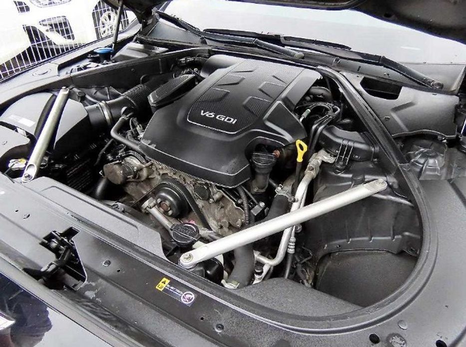 Genesis EQ900
