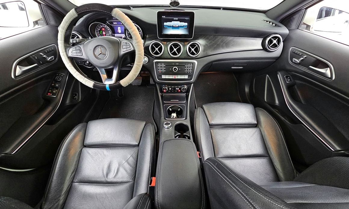Mercedes-Benz GLA-Class