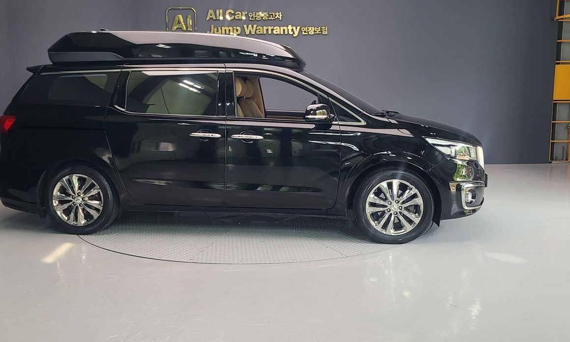 Kia Canival