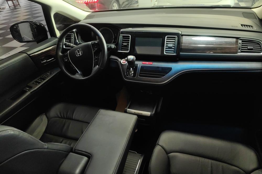 Honda Elysion