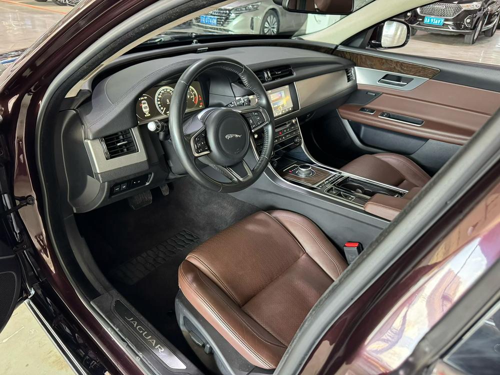 Jaguar Jaguar XFL