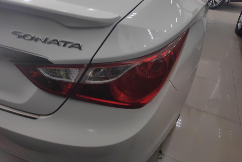 Hyundai Sonata YF
