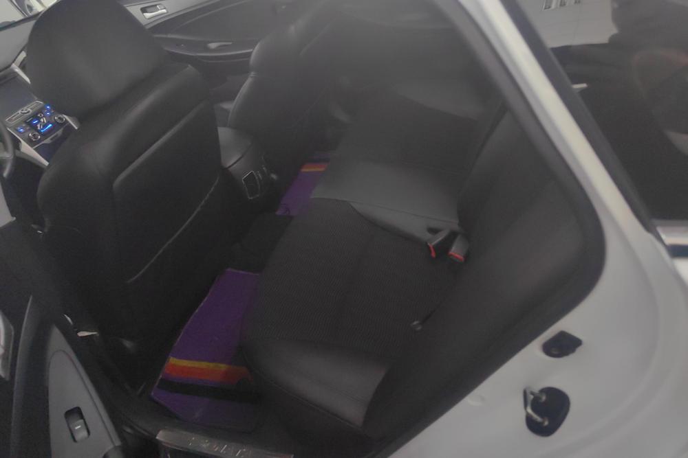 Hyundai Sonata YF