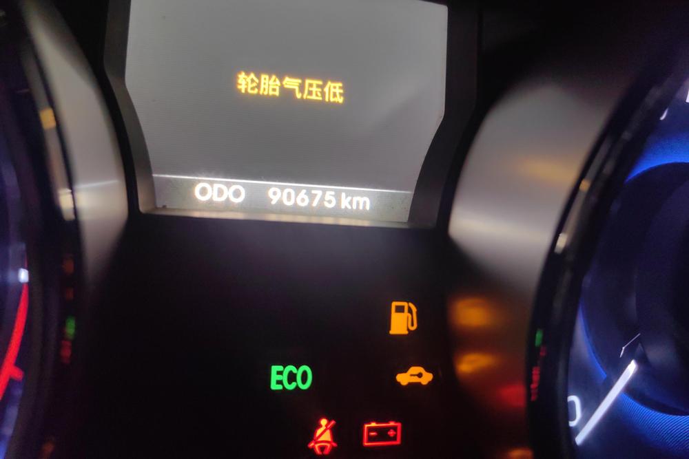Hyundai Sonata YF