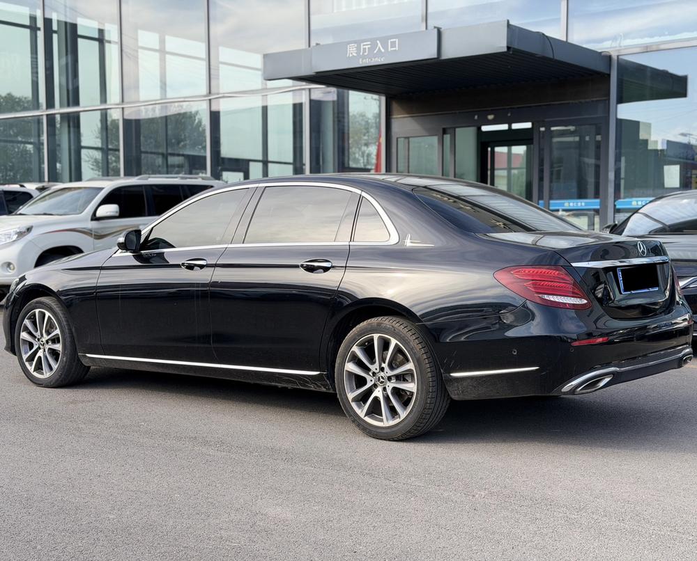 Mercedes-Benz Mercedes-Benz E-Class