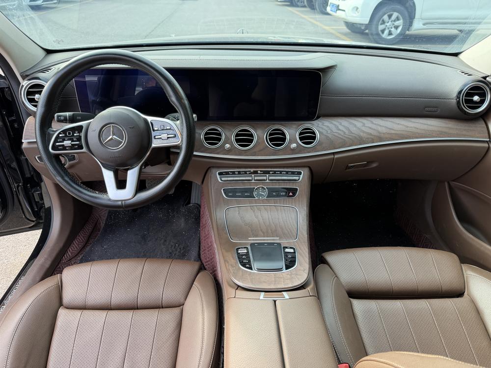 Mercedes-Benz Mercedes-Benz E-Class