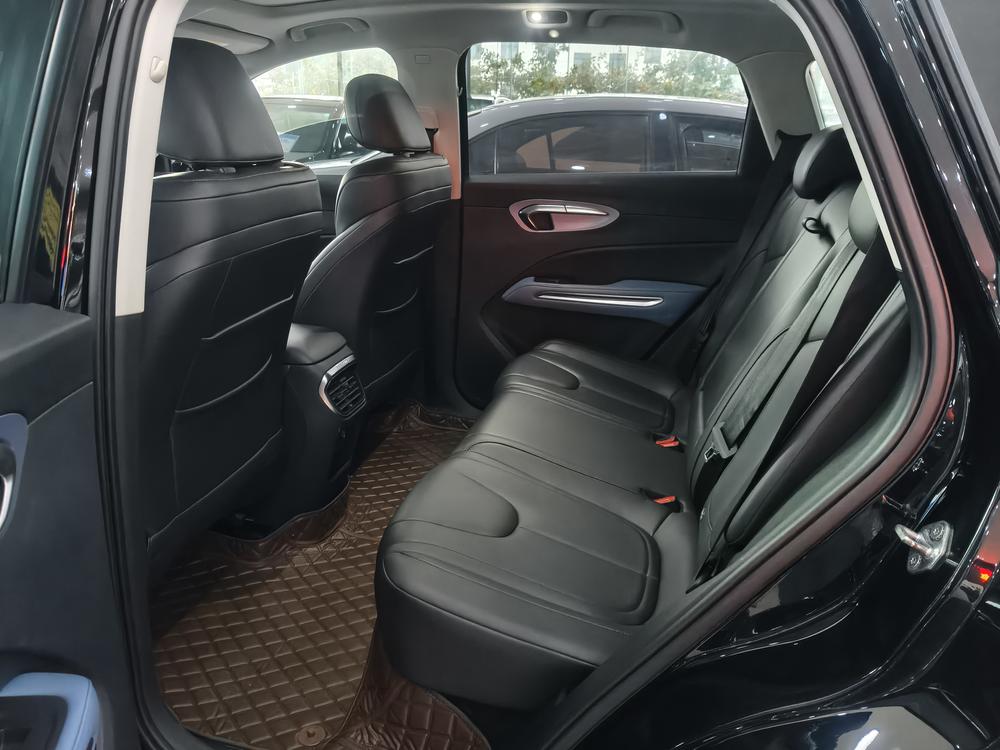 Besturn Bestune T90
